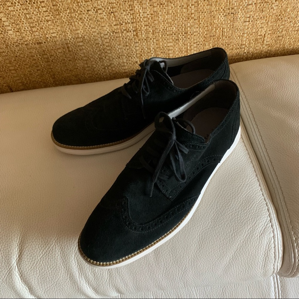 COLE  HAAN Grand OS Black Suede Shoes Size 11M. Made in Vietnam. Good Condition.